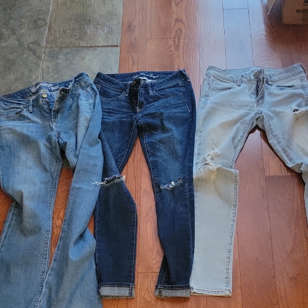 American Eagle Stylish Ripped Jeans Trio